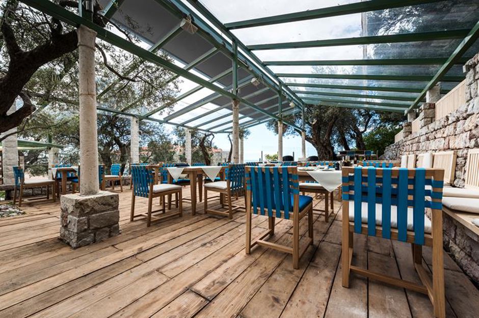 Shading the Sunroom in the Summer: How to Do It?