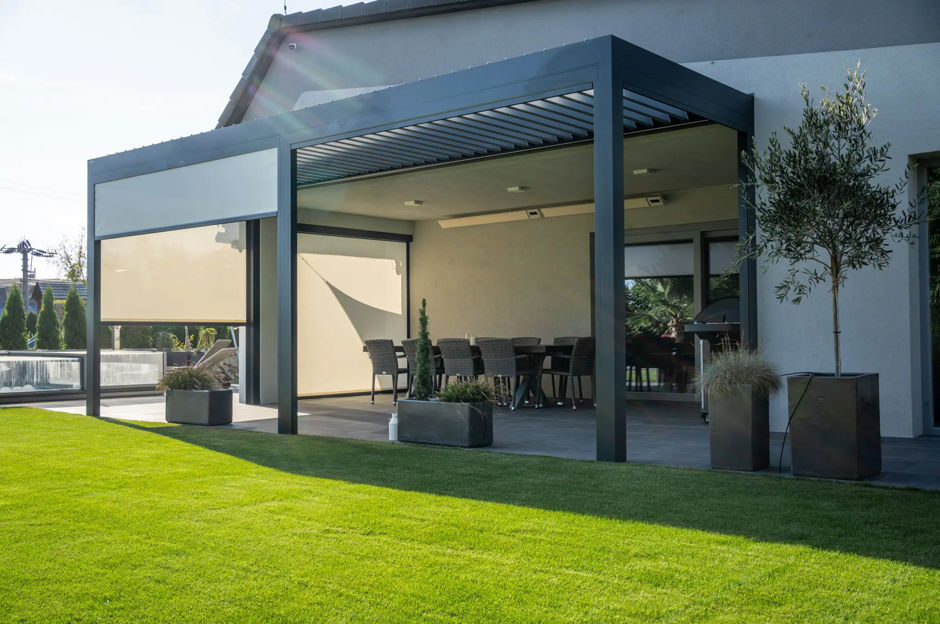 Pergola Roller Shutters: What Types are on Offer and Which One to Choose