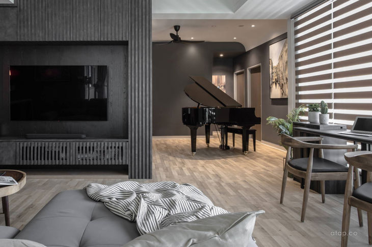 Roller blinds day and night