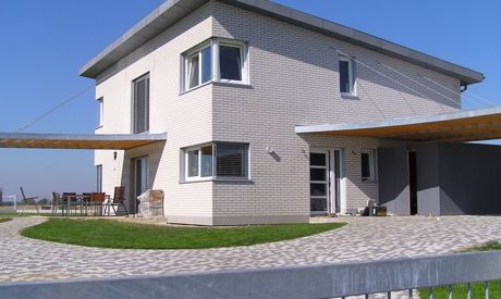 Best-Selling CETTA 80 and ZETTA 90 Blinds: How They Differ, and Which Exterior Blinds to Choose?