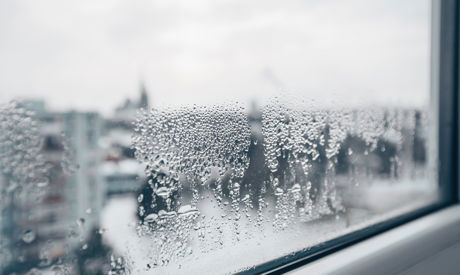 Solutions for foggy windows: Ventilation, shading and other tips