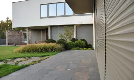 How To Cool Your Flat Without Air Conditioning? The Power of Exterior Shading